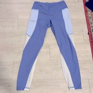 Blue Leggings w/ three pockets!